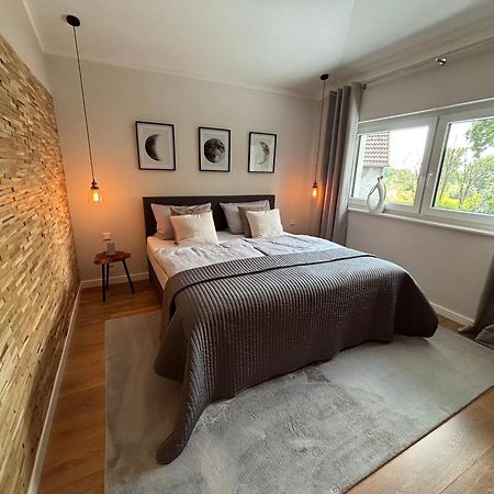 B&S-Apartment 100 Qm Neu Schlangen Εξωτερικό φωτογραφία
