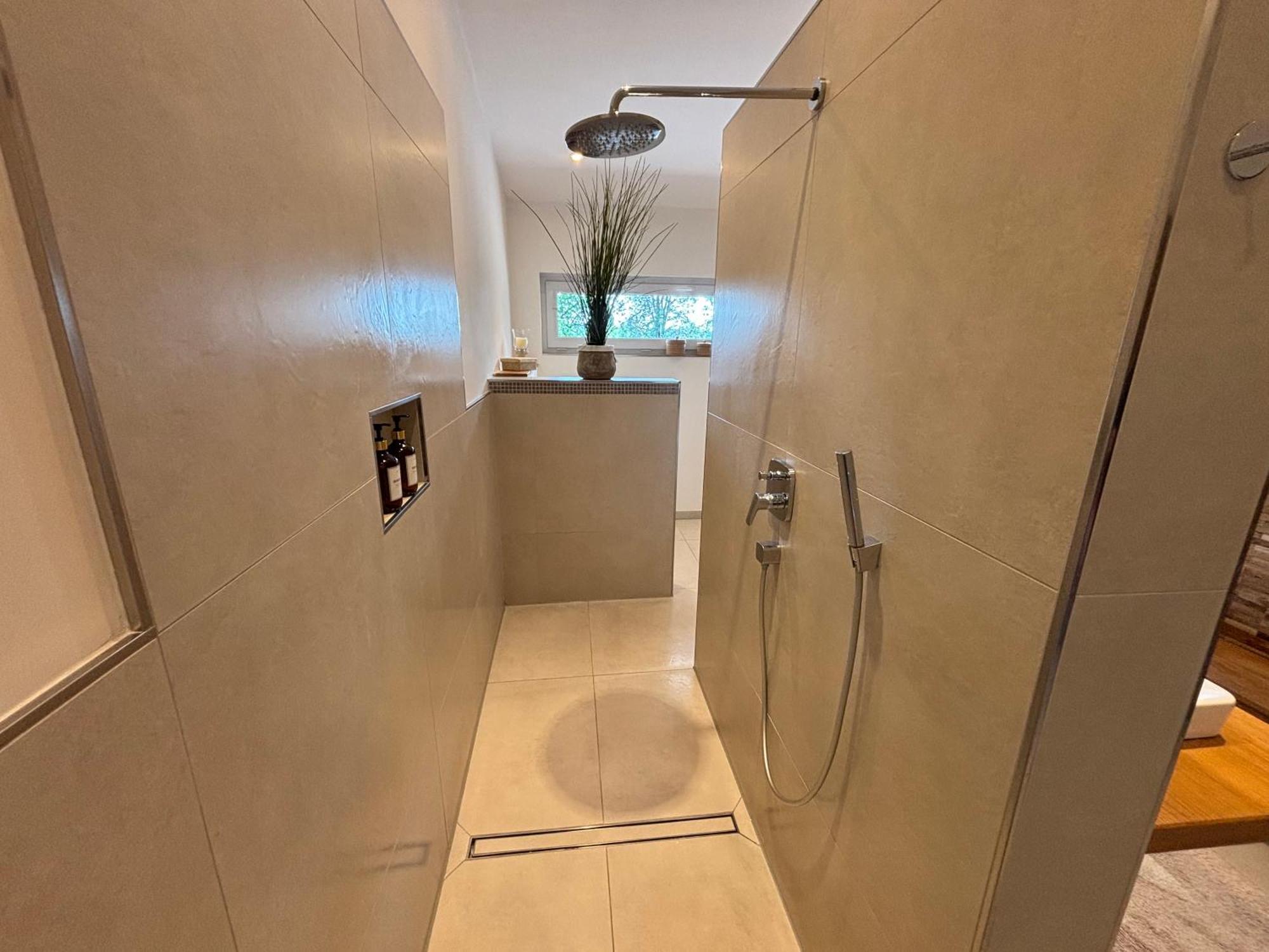 B&S-Apartment 100 Qm Neu Schlangen Εξωτερικό φωτογραφία